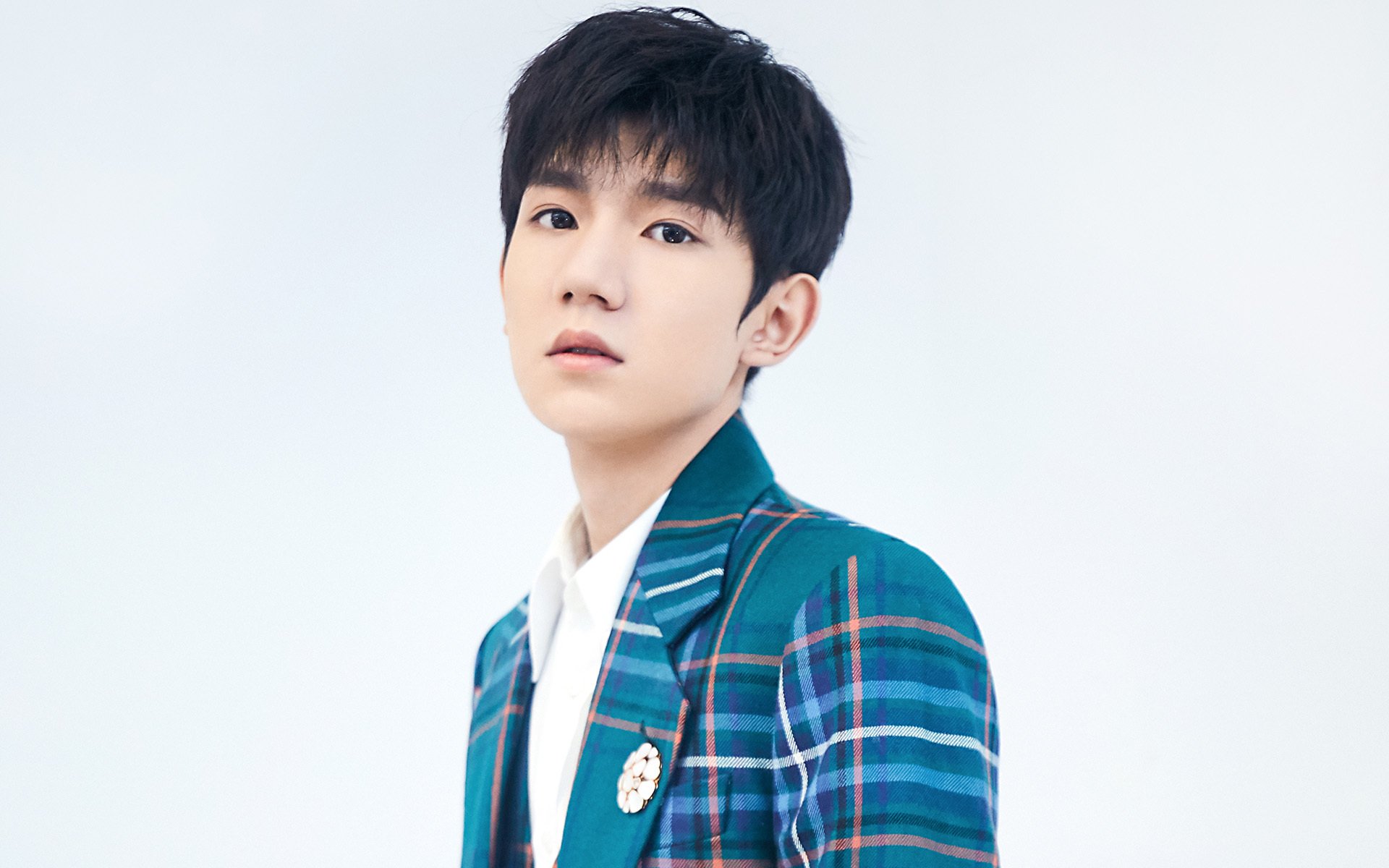 加拿大女篮在奥运预选赛中表现优异，争取晋级