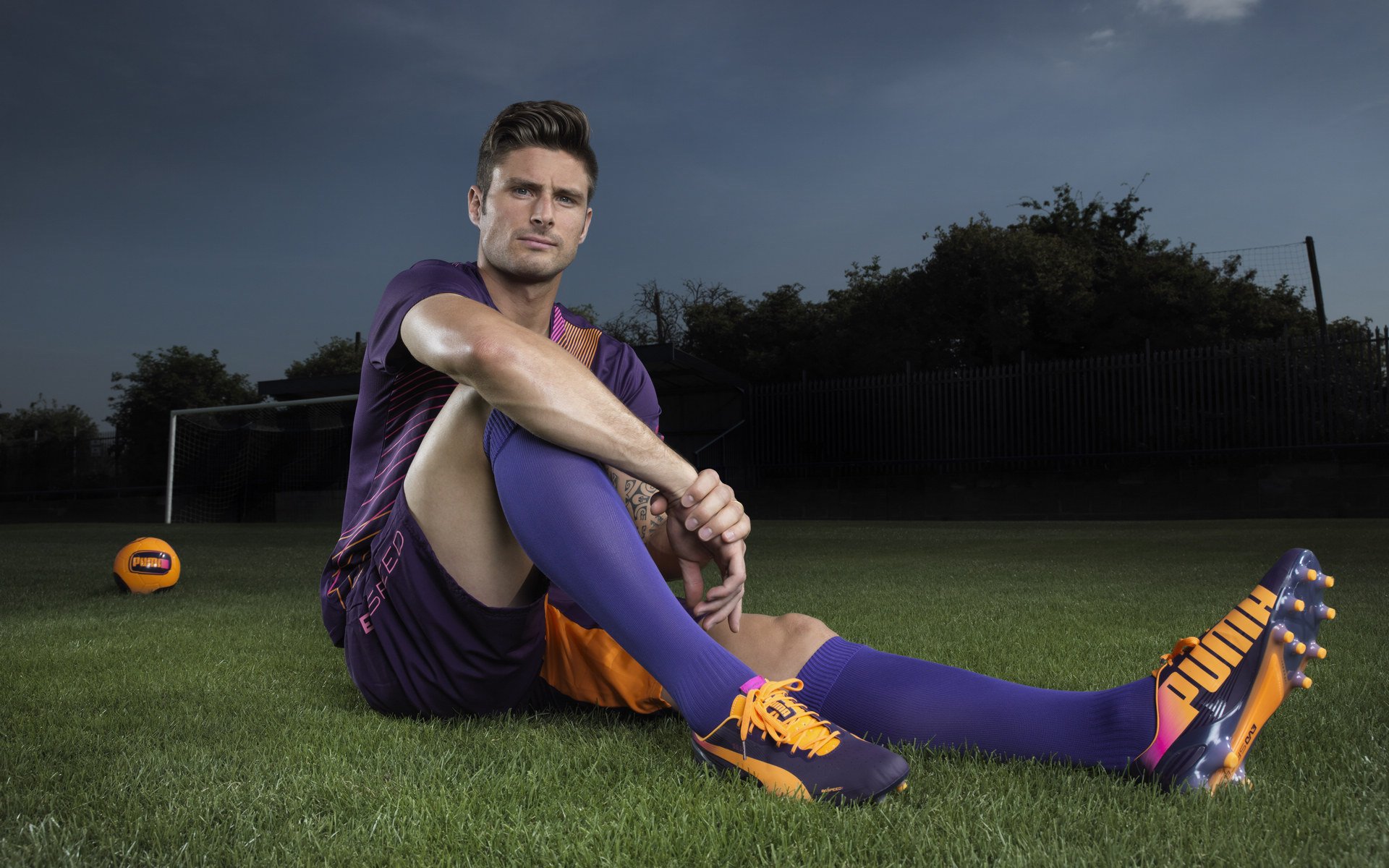 欧冠“神级传球”瞬间：犹如艺术品般的高端表现，欧冠号码传奇2号