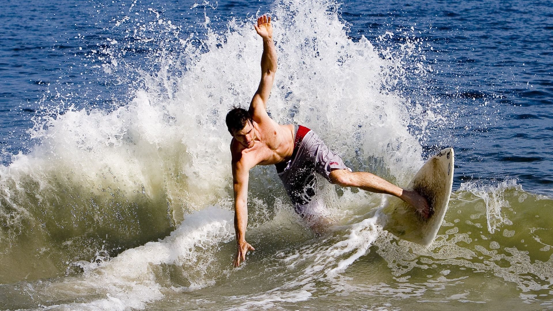 经典“巅峰对决”回顾：那些永远难忘的瞬间，巅峰对决语录